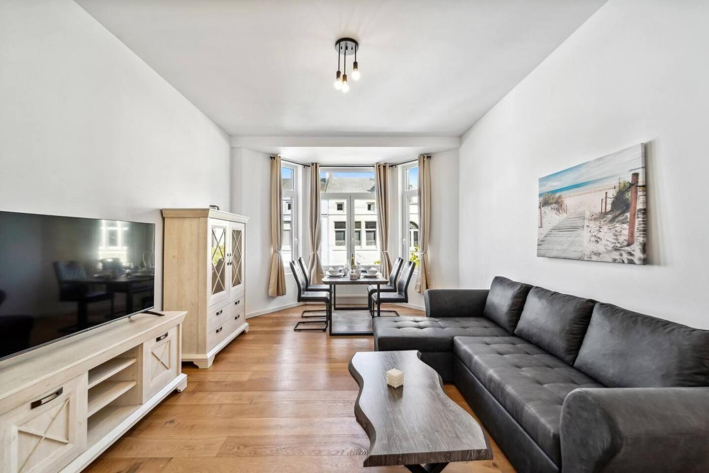 Infinity Stay Ferienapartments Rheinstrasse Вилхелмсхафен Екстериор снимка