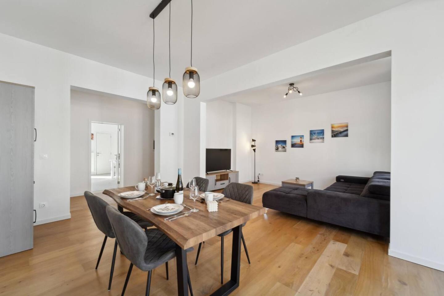 Infinity Stay Ferienapartments Rheinstrasse Вилхелмсхафен Екстериор снимка