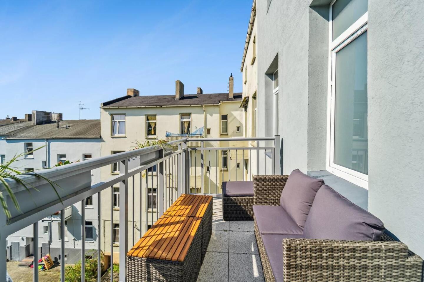 Infinity Stay Ferienapartments Rheinstrasse Вилхелмсхафен Екстериор снимка