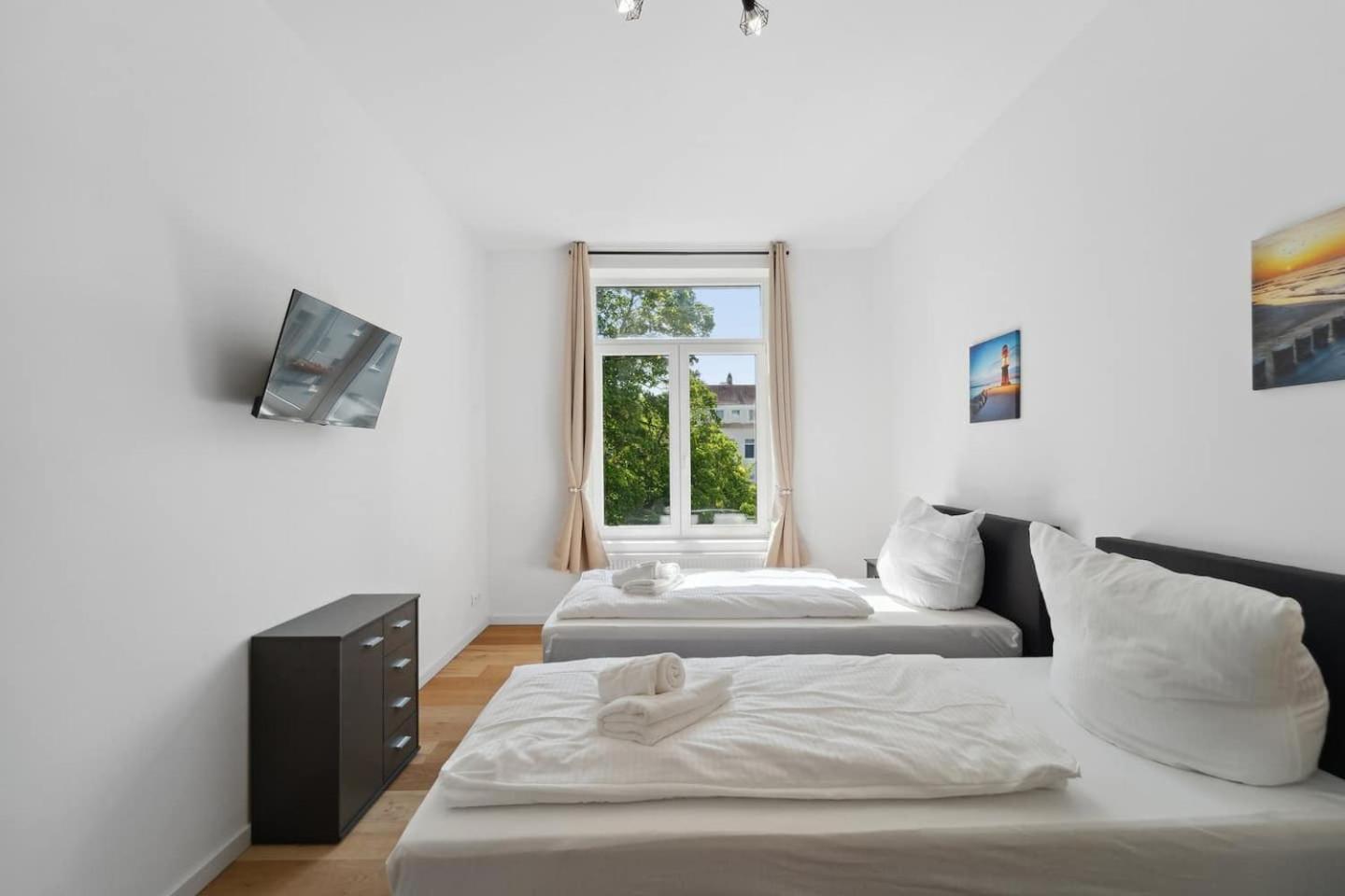 Infinity Stay Ferienapartments Rheinstrasse Вилхелмсхафен Екстериор снимка
