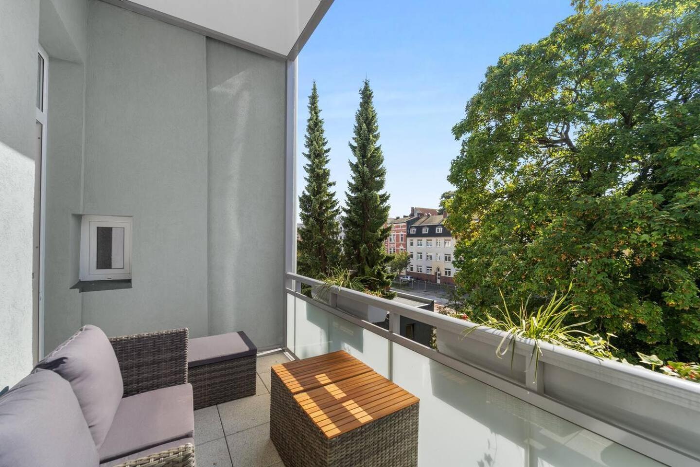 Infinity Stay Ferienapartments Rheinstrasse Вилхелмсхафен Екстериор снимка