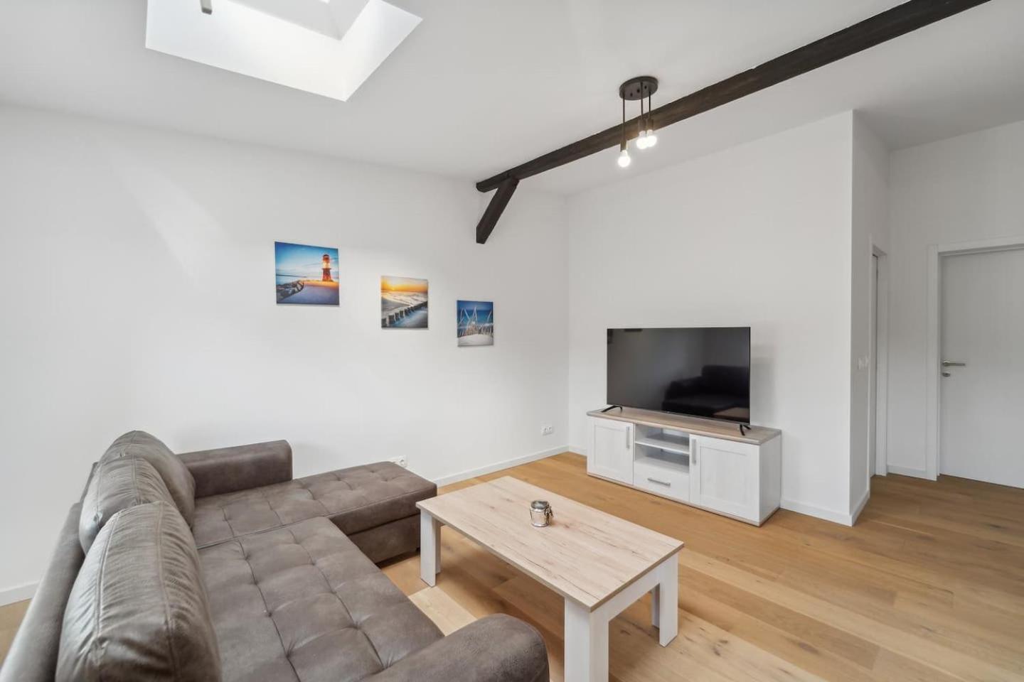 Infinity Stay Ferienapartments Rheinstrasse Вилхелмсхафен Екстериор снимка