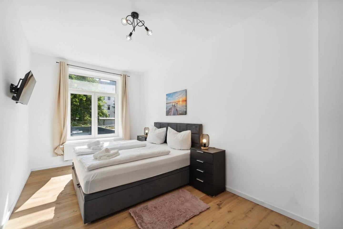 Infinity Stay Ferienapartments Rheinstrasse Вилхелмсхафен Екстериор снимка