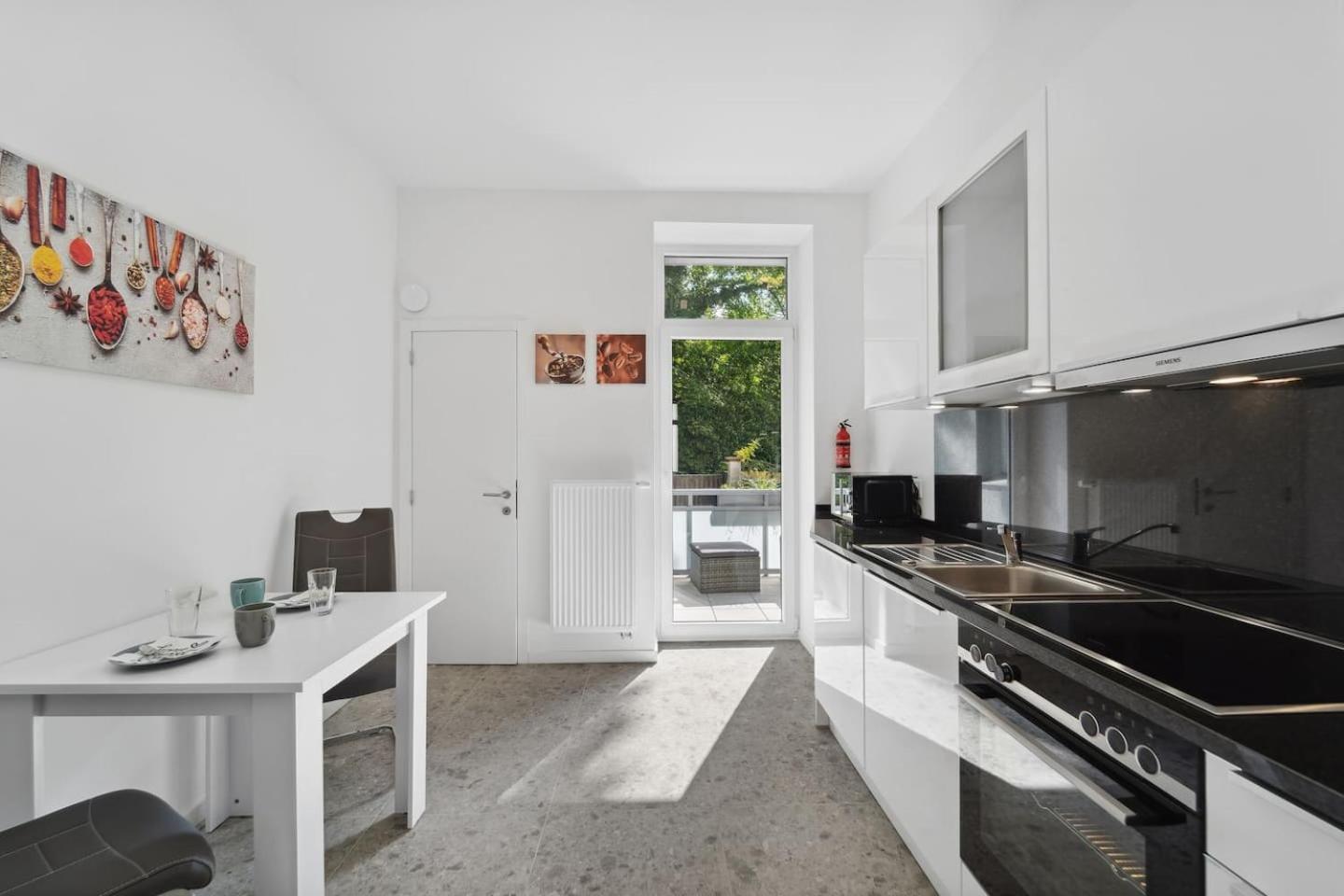 Infinity Stay Ferienapartments Rheinstrasse Вилхелмсхафен Екстериор снимка