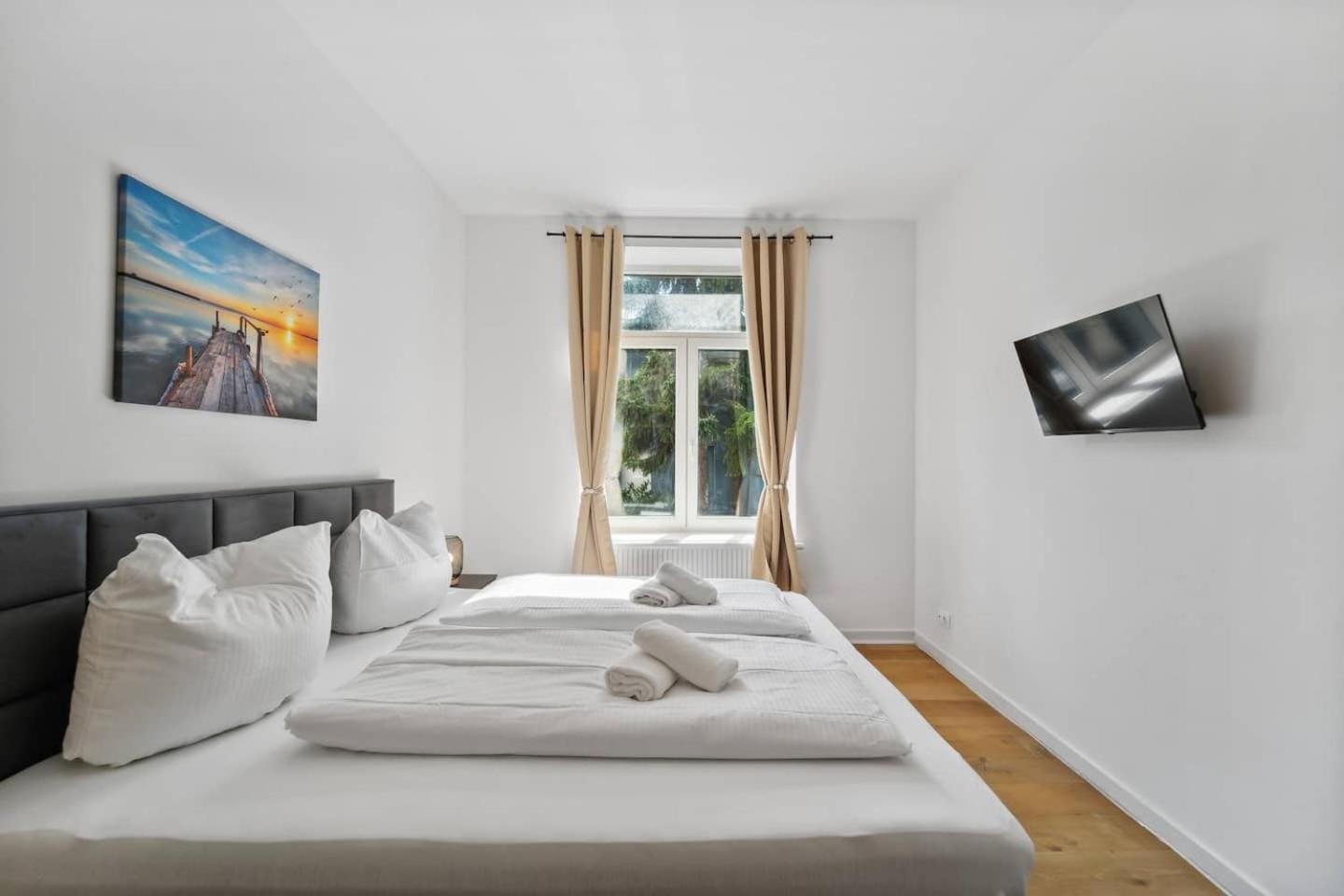 Infinity Stay Ferienapartments Rheinstrasse Вилхелмсхафен Екстериор снимка