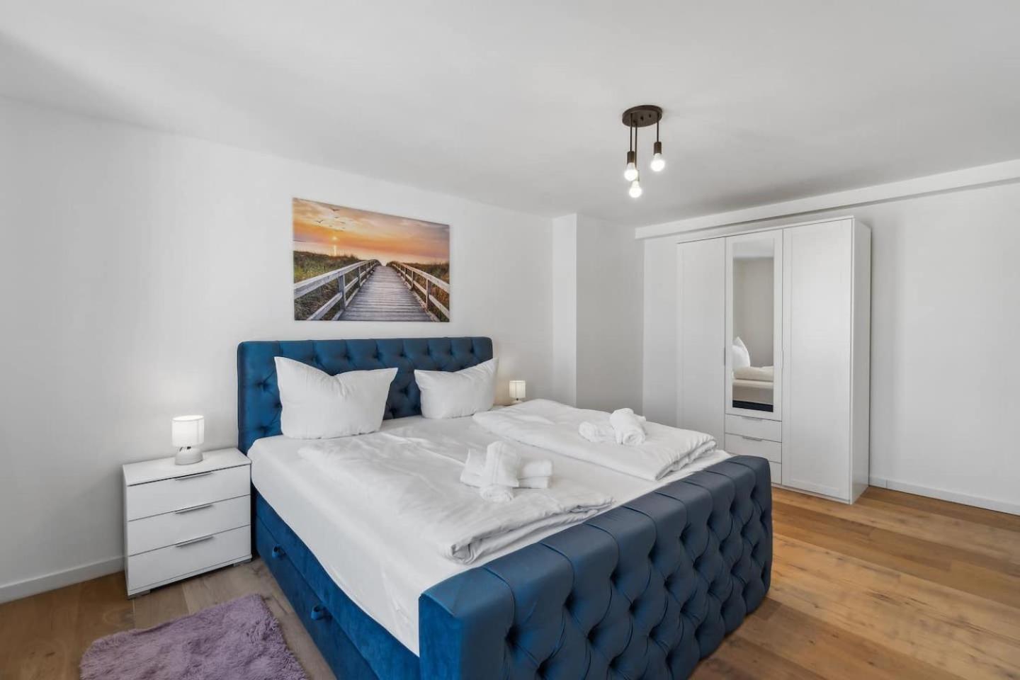 Infinity Stay Ferienapartments Rheinstrasse Вилхелмсхафен Екстериор снимка
