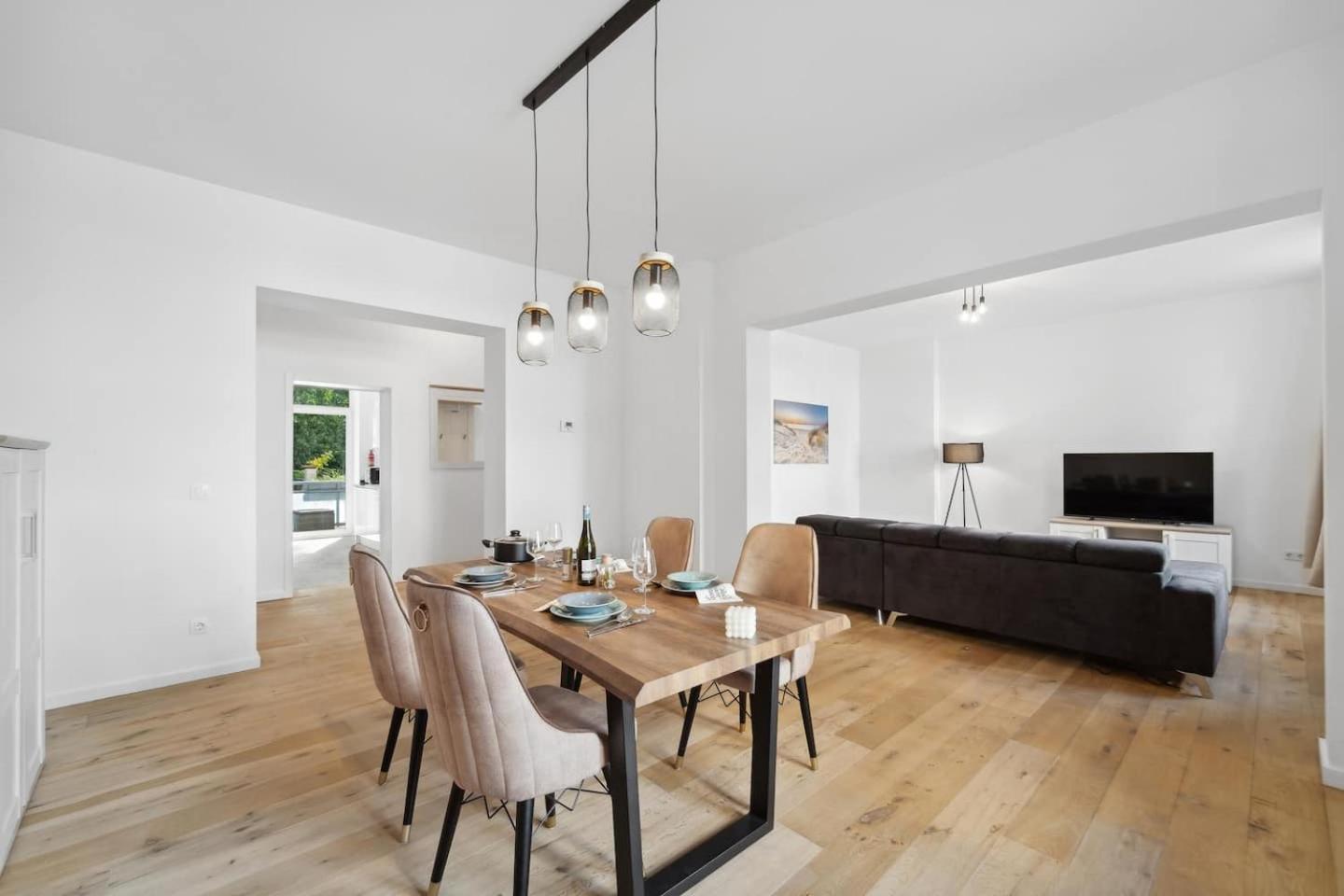 Infinity Stay Ferienapartments Rheinstrasse Вилхелмсхафен Екстериор снимка