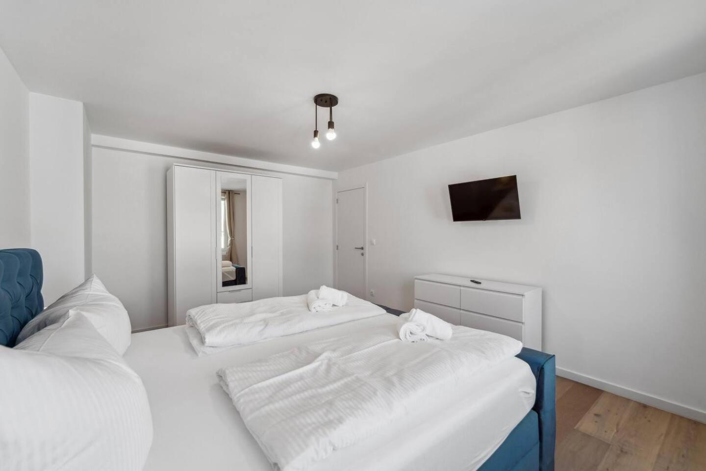 Infinity Stay Ferienapartments Rheinstrasse Вилхелмсхафен Екстериор снимка